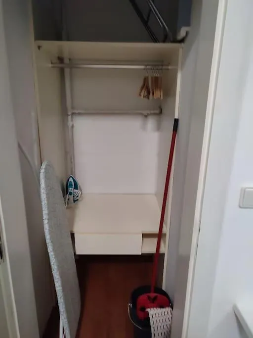 Apartment In Wien-Hernals, Lacknergasse 0*, ウィーン