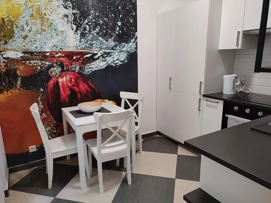 Apartment In Wien-Hernals, Lacknergasse  ウィーン